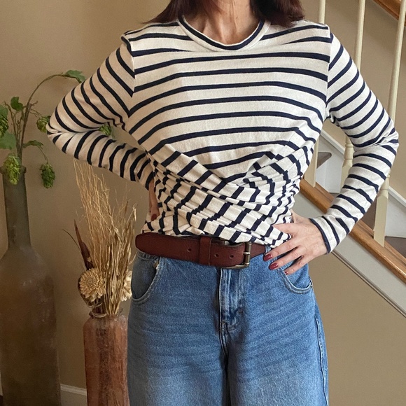 Joe's Jeans Collection Twist Wrap Striped Blouse Navy / Cream Size Small - Picture 2 of 12
